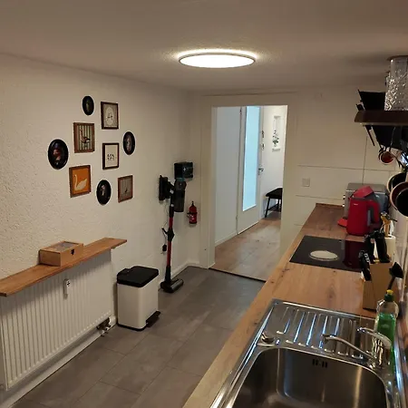 Bird's Nest In Der Altstadt Voll Ausgestattete Kueche Smart-tv 아파트 *